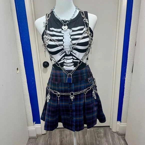 Gothic Stainless Steel Chain Belt & Necklace Collection - Picture 9 of 10